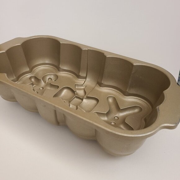 Nordic Ware Gingerbread Man Loaf Pan Holiday Christmas Nonstick - Picture 5 of 13